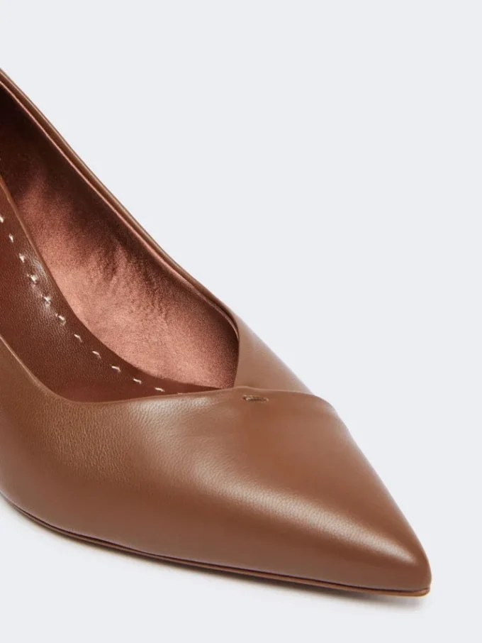 Pumps i nappaskinn, tobakk