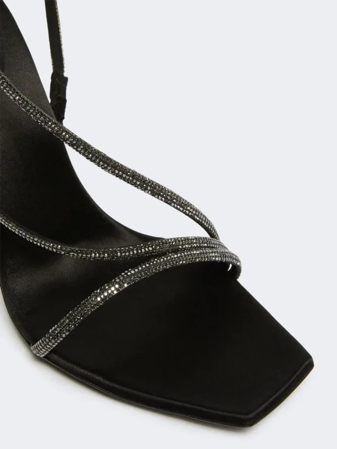 Sandaler i sateng og krystall, svart
