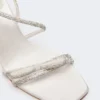 Sandaler i sateng og rhinestones, elfenben
