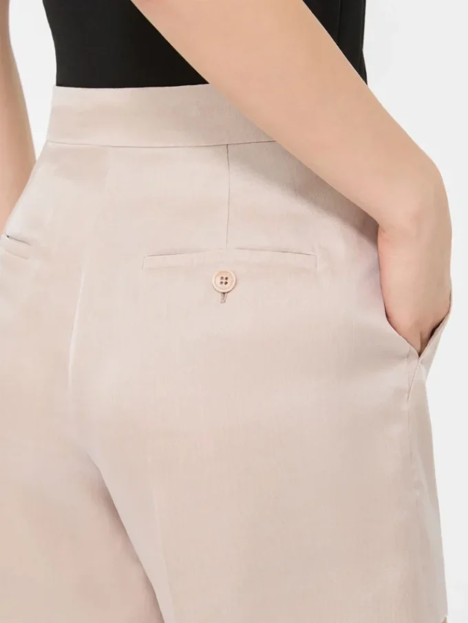 Shorts i lin, kamel