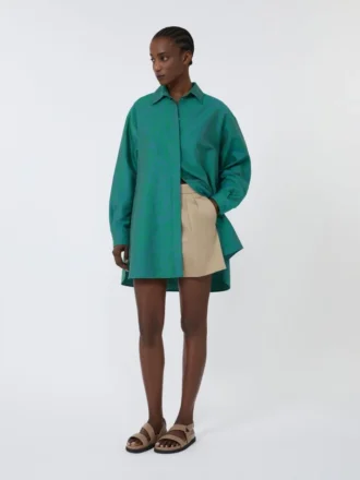Shorts i stretchbomullssatin, kaki