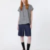 Bermudashorts i denim av bomull og lin, marineblå Bermudashorts i denim av bomull og lin, marineblå