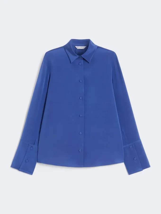 Skjorte i silke-crepe de chine, kornblomstblå Skjorte i silke-crepe de chine, kornblomstblå