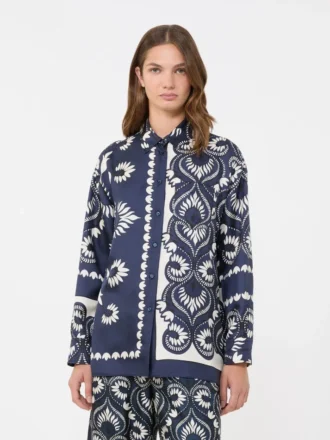 Skjorte i silke med patchwork-mønster, marineblå