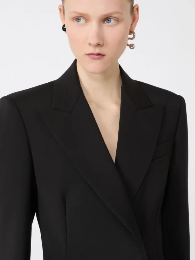 Skreddersydd blazer i Pure Wool, svart Skreddersydd blazer i Pure Wool, svart