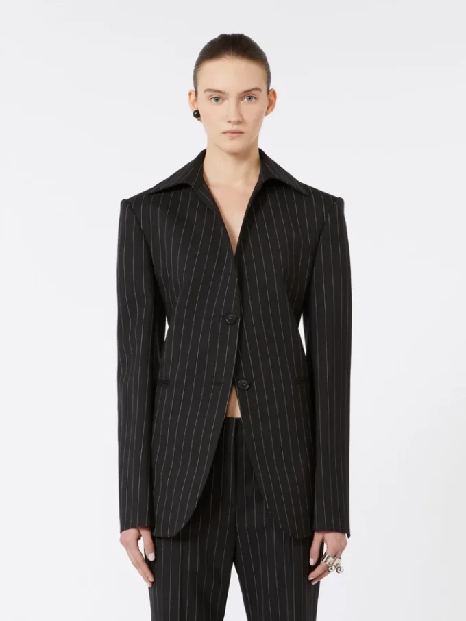 Slim-fit blazer i stretchgabardin, svart Slim-fit blazer i stretchgabardin, svart