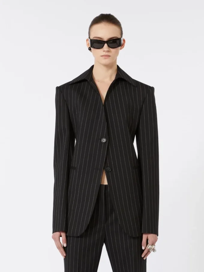 Slim-fit blazer i stretchgabardin, svart Slim-fit blazer i stretchgabardin, svart