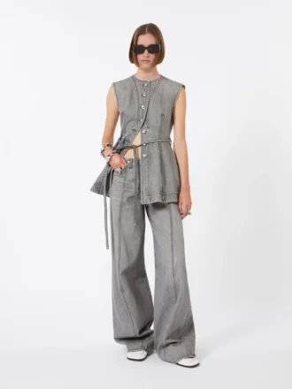 Slim-fit ermeløs denimtop, svart