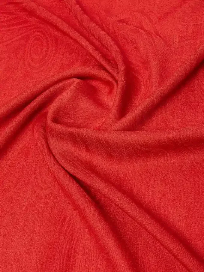 Stola i jacquard av ull og silkegarn, rød