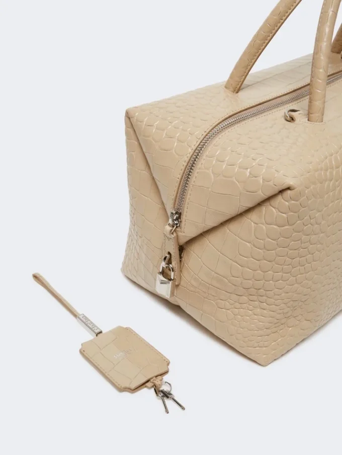 Stor bostonbag i skinn med krokodillemønster, is Stor bostonbag i skinn med krokodillemønster, is