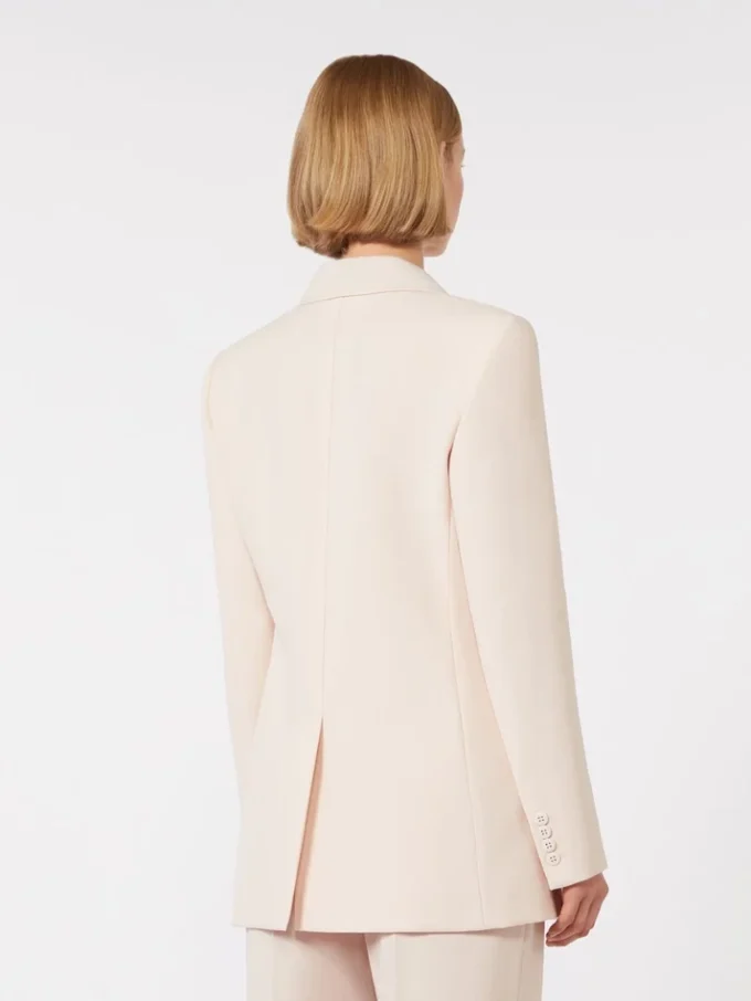 Tettsittende blazer i ullkrepp, rosa