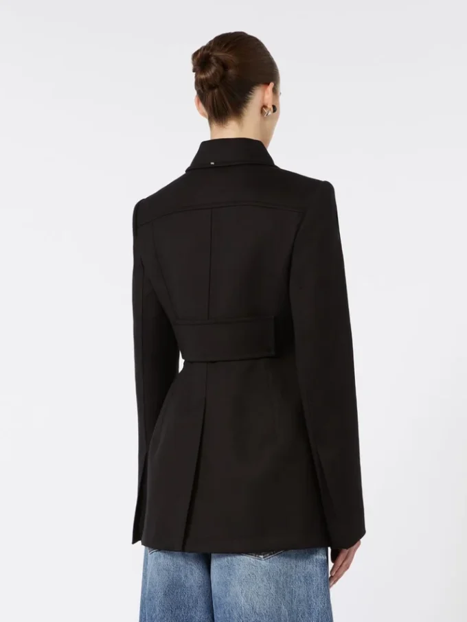 Tettsittende skjortejakke i gabardin, svart Tettsittende skjortejakke i gabardin, svart