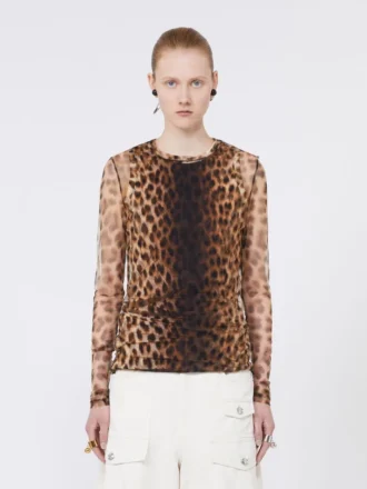 Top i to materialer med dyremønster, beige nyanser