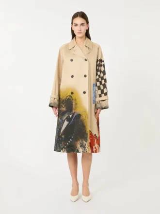 Trenchcoat i mønstret, vannavvisende gabardin, skin orient Trenchcoat i mønstret, vannavvisende gabardin, skin orient