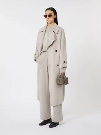 Genser med rund hals i ull og kashmir, beige
