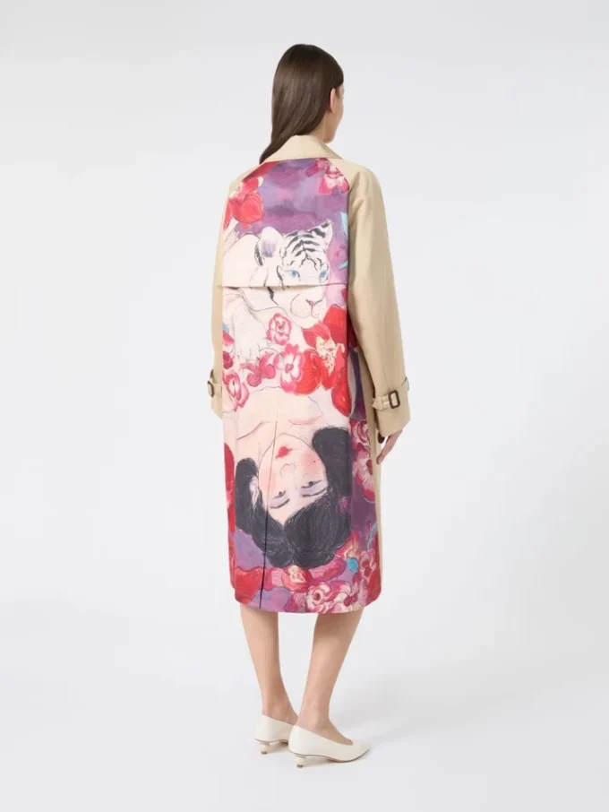 Vannavvisende gabardine-trenchcoat med trykk, plomme