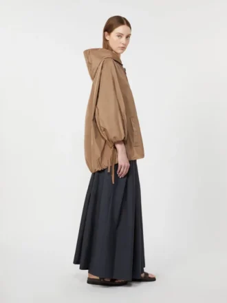 Vannavvisende taffeta-jakke, kamel Vannavvisende taffeta-jakke, kamel