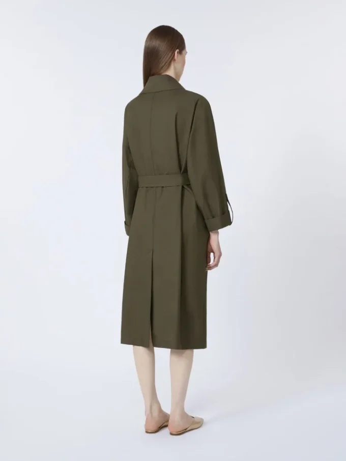 Vannavvisende trenchcoat i twill med belte, grønn Vannavvisende trenchcoat i twill med belte, grønn