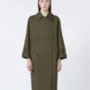 Vannavvisende trenchcoat i twill med belte, grønn Vannavvisende trenchcoat i twill med belte, grønn