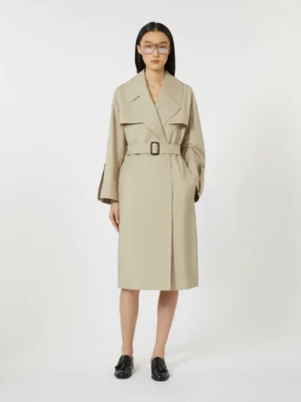 Vannavvisende trenchcoat i twill med belte, sand Vannavvisende trenchcoat i twill med belte, sand