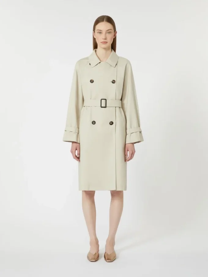 Vannavvisende trenchcoat i twill med dobbeltspent, natur