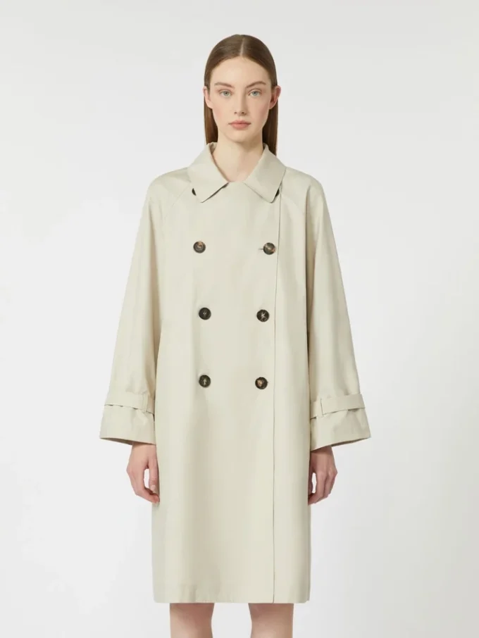 Vannavvisende trenchcoat i twill med dobbeltspent, natur