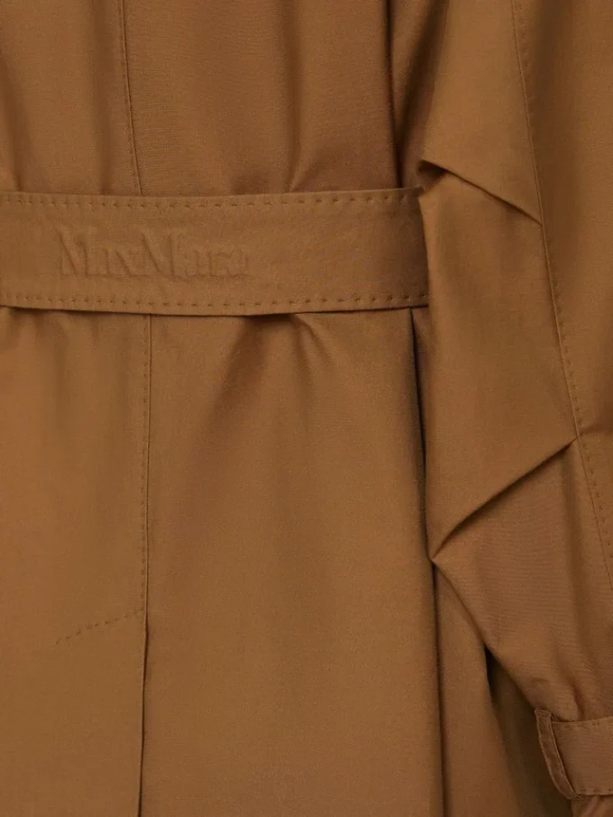 Vannavvisende trenchcoat i twill med dobbeltspent, tobakk