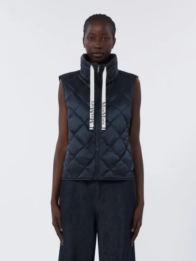 Vattert, vannavvisende nylon-canvas-vest, midnattsblå