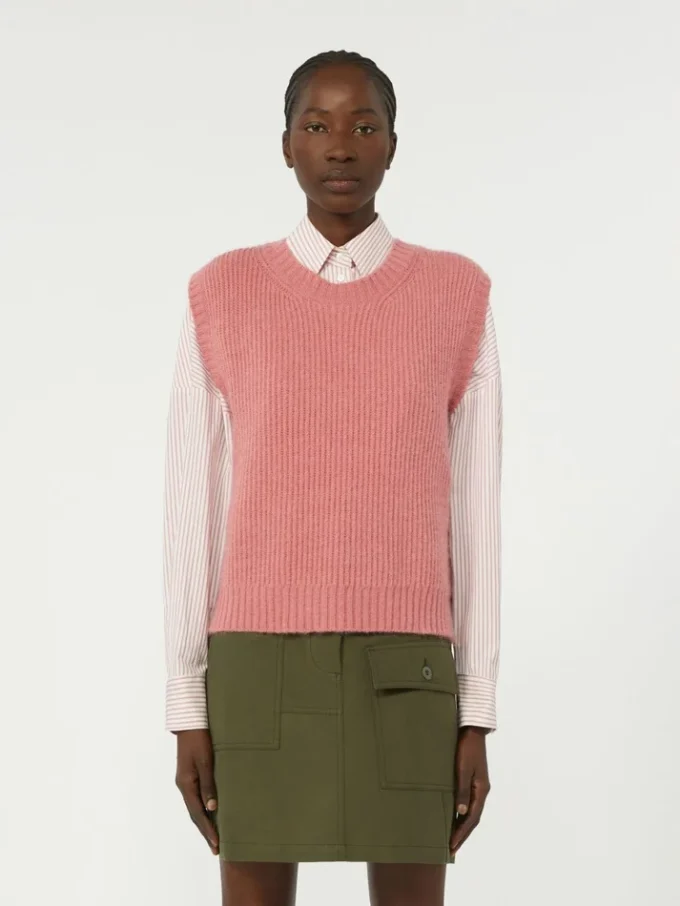 Vest i mohairblanding, antikkrosa